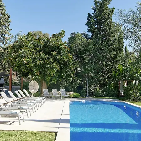 On The Foot Of La Font Hills Villa *